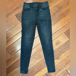 American Eagle black jeans Size 4. Skinny. Stretch.